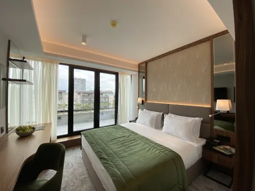 Central Point hotel