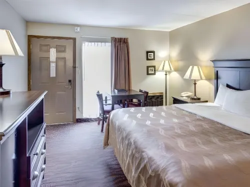 Quality Inn West
