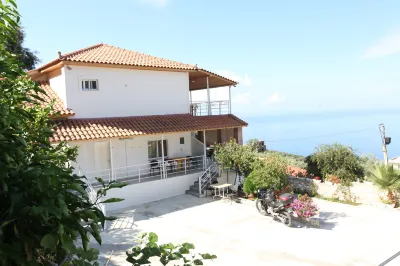 Vila Riza Veliu Hotel in zona Krorez Bay