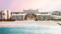 Edgewater Beach Hotel - 4-Star