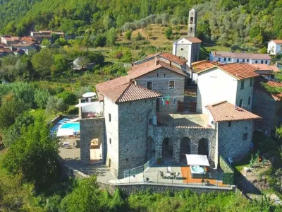 A Charming Stay in Casola in Lunigiana
