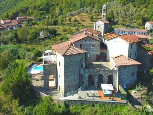 Apartment in Casola near Torre di Casola