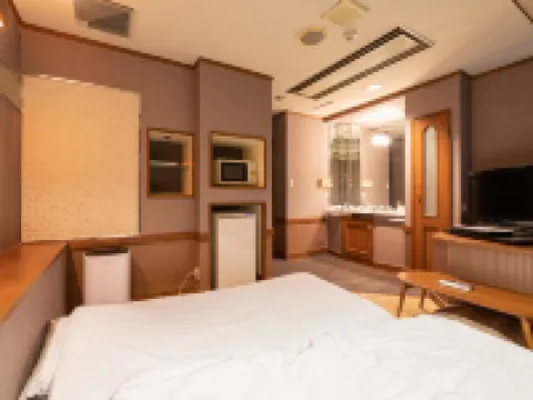 Tabist酒店 樂Serina 鄰近山梨縣立博物館的酒店