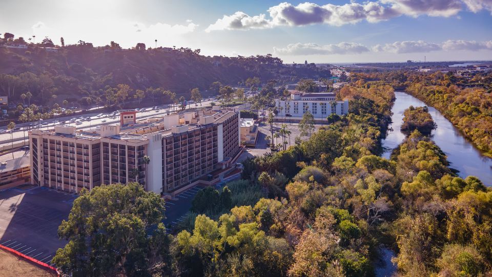 Crowne Plaza SAN DIEGO - MISSION VALLEY by IHG