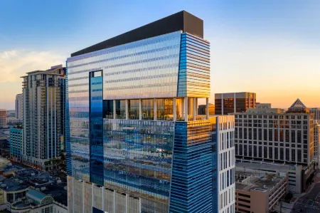 AC Hotel Orlando Downtown Отели рядом с достопримечательностью «Harry P Leu Gardens»