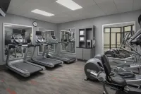 Courtyard Tacoma Downtown - Gym