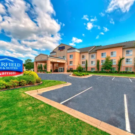 Fairfield Inn & Suites Russellville