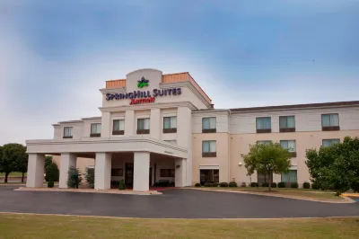 SpringHill Suites Tulsa Hotel dekat Ovation University