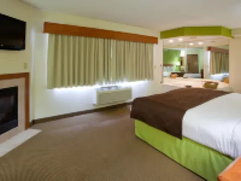AmericInn by Wyndham Thief River Falls Hotels in Pennington County