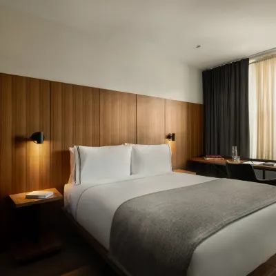 The Moore, New York City, a Member of Design Hotels Отели рядом с достопримечательностью «Челси»