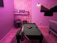 Luxurious Designer's Home 4 Bed 3 bath with Gaming Rm