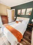 Cottage Near Water Park, Golf and Skiing at Massanutten Resort!