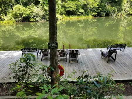 Mountain Getaway near Brevard and Cashiers, 4BR 3 Bath