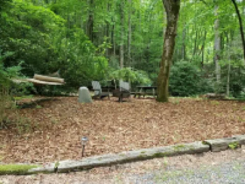 Escape to Western North Carolina, Secluded, But Close to Everything!