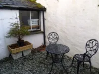 Traditional Grade 2 Listed Cottage. Quiet Area of Central Windermere. Log Stove Hotel a Windermere City Center