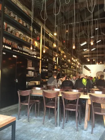 New apartment in the historic West End close to cafes bars and restaurants.