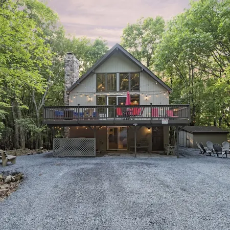 5 Bedrooms Linens Firepit,Hottub Golf Lake Kayaking SplitRock!