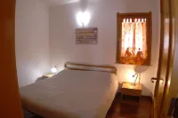 Close to the sea and the Center of Costa Rei, sleeps 5.