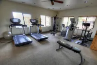 Beautiful Top Floor Park City Condo