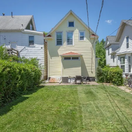 Charming Victorian 2 min downtown, close to Palmer