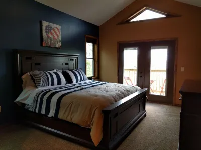 Vista Lakeside Lodge - on Table Rock Lake