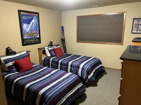 Mountain hideaway, minutes from Mission Ridge Ski and Board Resort