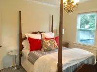 Beautiful Northport home two minutes from downtown Tuscaloosa