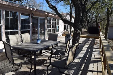 Allure 1900 sq waterfront home with country elegance spectacular views