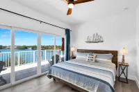 Brand new 5bed/6bath pool w/45 foot dockage - available with 2 more homes