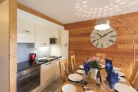 Apartment Felicite - a beautiful 6 person apartment with easy on-piste location Hotels in Montgenevre