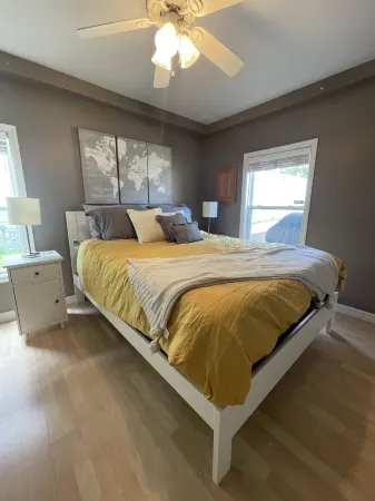 Lumos House on Magician Lake