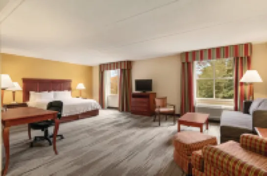 Hampton Inn & Suites Williamsburg Historic District