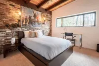 Buckhead Battle House - an MCM architectural masterpiece