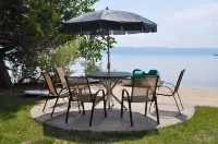 Peaceful villa on the sugar sand shores of Big Glen Lake! - Wifi