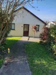 Large 3 bed bungalow set in Woodland grounds near Tamar lakes and local beaches
