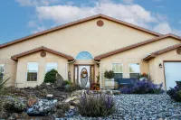 Casa De Monteagle, Serene, Spacious, 2Master Suites K/K , HotTub, Pets, Close