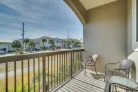 Beaches and Hot Tubs and Cool Pools, Oh my! Steps to the gorgeous Gulf sands! - 4-Sterne