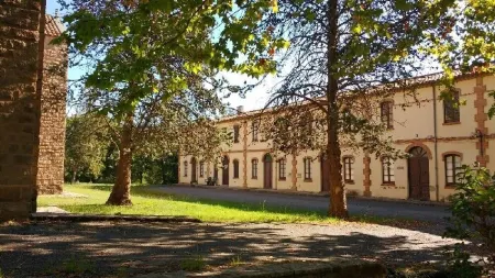 Charming house located in the Espinalbet area.