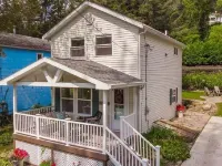 River Front Cottage with Breathtaking view of Allegheny River Hoteles en Condado de Venango