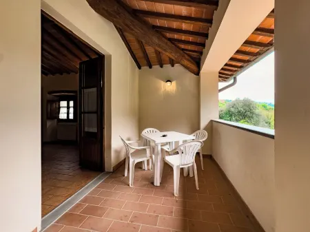 Exclusive Resort W/ Tennis, Pool & Waterfall - A6 Отели в г. Лоро-Чуффенна