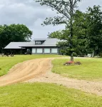 Spacious house with amazing mountain views in the Potato Hills