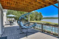 LUXURY LAKESIDE ESCAPE: POOL, KAYAKS, BILLIARD & MORE - MASTERS GOLF RETREAT