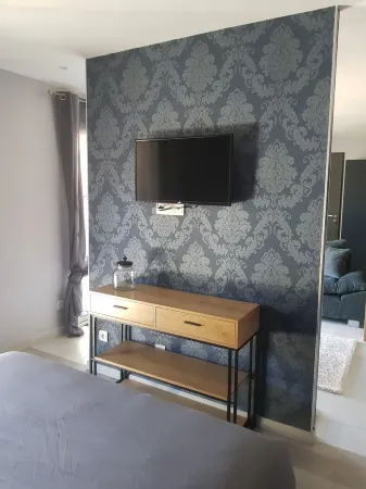 Charming love room Althea