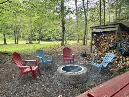 Secluded Cabin in Great Location - Close to State Parks in the Endless Mountains