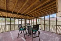 Semper Fi Serenity Hotels in Havelock