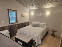 Happy Trails Treehouse