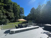 GREAT FOR FAMILIES! 3 MINUTE WALK TO MAIN STREET & 1 MILE FROM WINDHAM SKI MT. 윈드엄 호텔