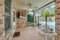 4 Bedroom & Pool: Great Irving Location close to attractions