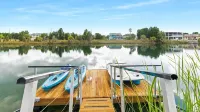 Waterfront Home - GameRoom / Saltwater Pool / Tropical Sunsets / Fish / Swim - 부티크