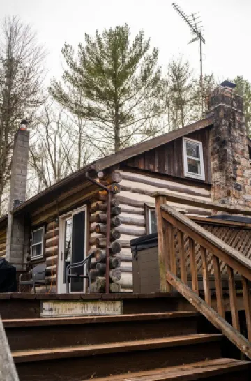 Rustic Mountain Getaway w/ Pool + Hot Tub Near Penn's Creek